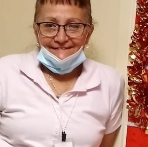 Meet your Posher, Delia